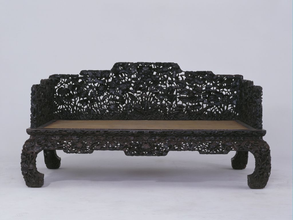 图片[1]-Rosewood carved lotus bed-China Archive